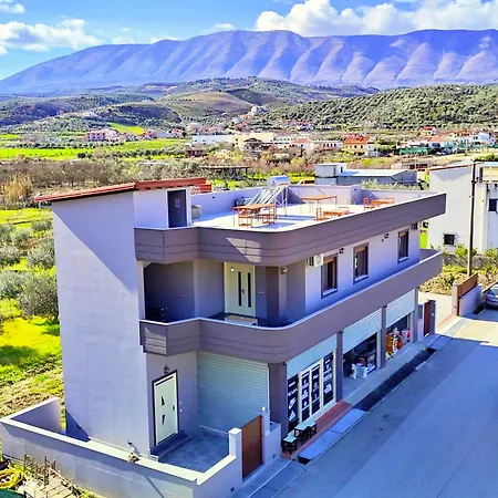 Villa Petro Berat Exterior photo